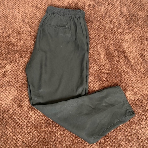 Gap Women’s Pull On Pants Size L Lyocell Tencel Cropped Tapered Downstring Black - Picture 4 of 14